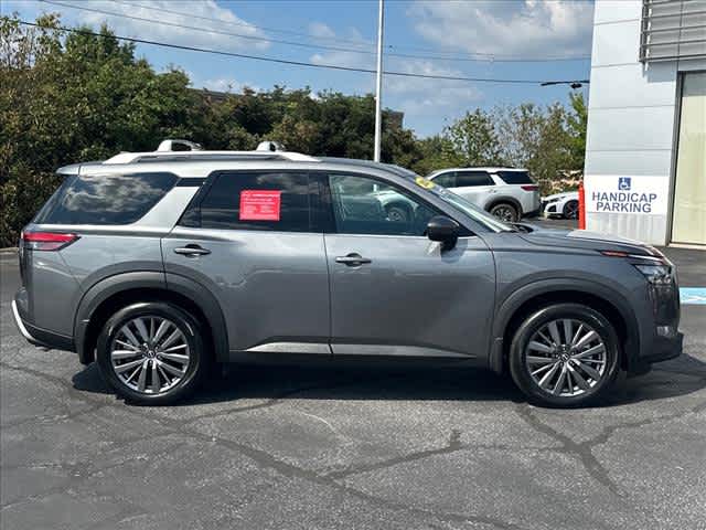 Used 2025 Nissan Pathfinder SUV