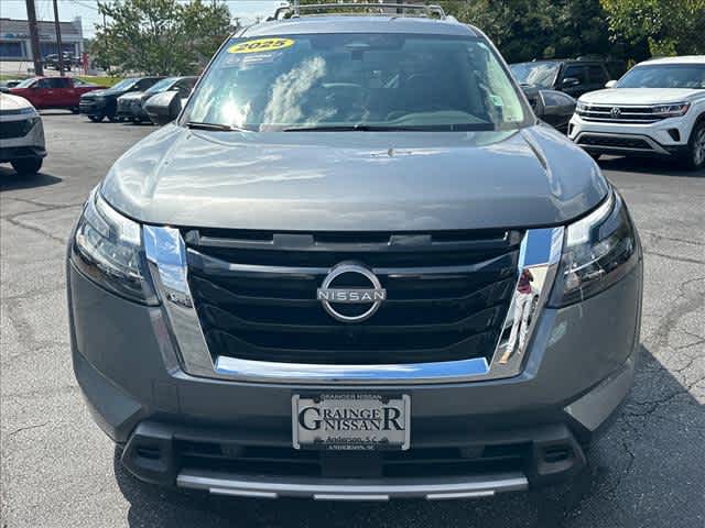 Used 2025 Nissan Pathfinder SUV