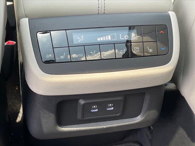 Used 2026 Nissan Pathfinder SUV