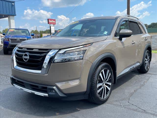Used 2024 Nissan Pathfinder SUV