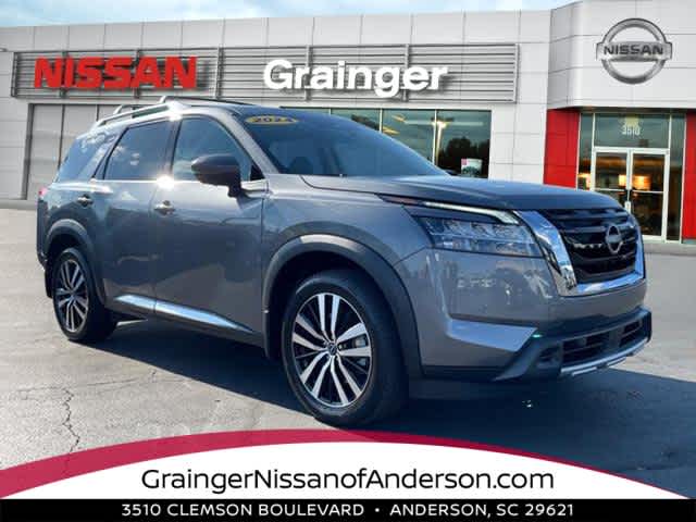 2024 Nissan Pathfinder Platinum 2WD's photo