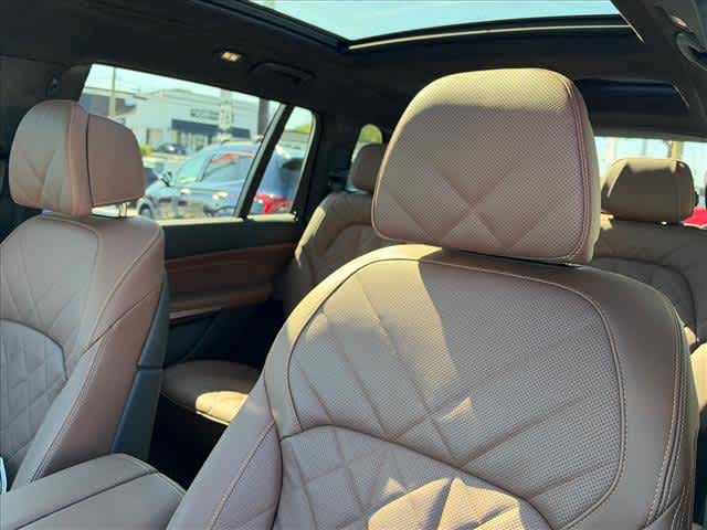 Used 2025 BMW X7 xDrive40i SUV