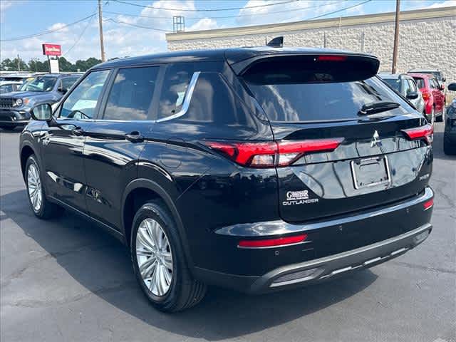 Used 2025 Mitsubishi Outlander Plug-In Hybrid SUV
