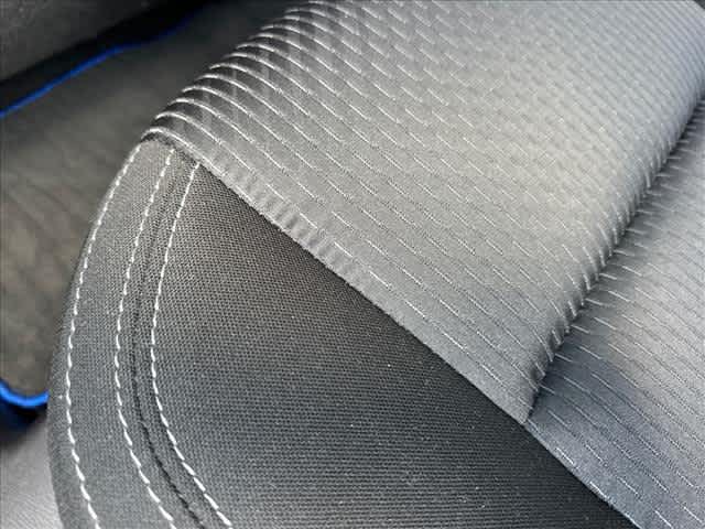Used 2025 Mitsubishi Outlander Plug-In Hybrid SUV