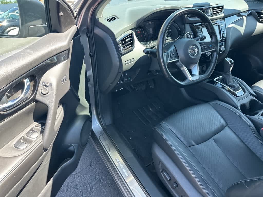 Used 2022 Nissan Rogue Sport SUV