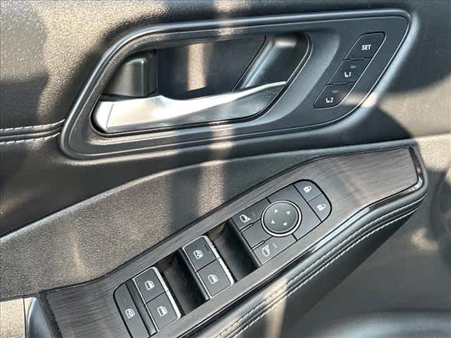 Used 2023 Nissan Rogue SUV