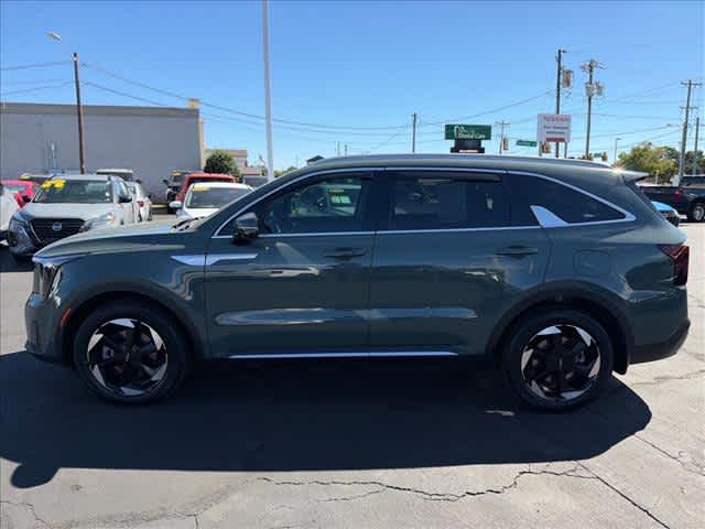 Used 2025 Kia Sorento Hybrid SUV