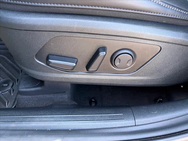 Used 2025 Kia Sorento Hybrid SUV