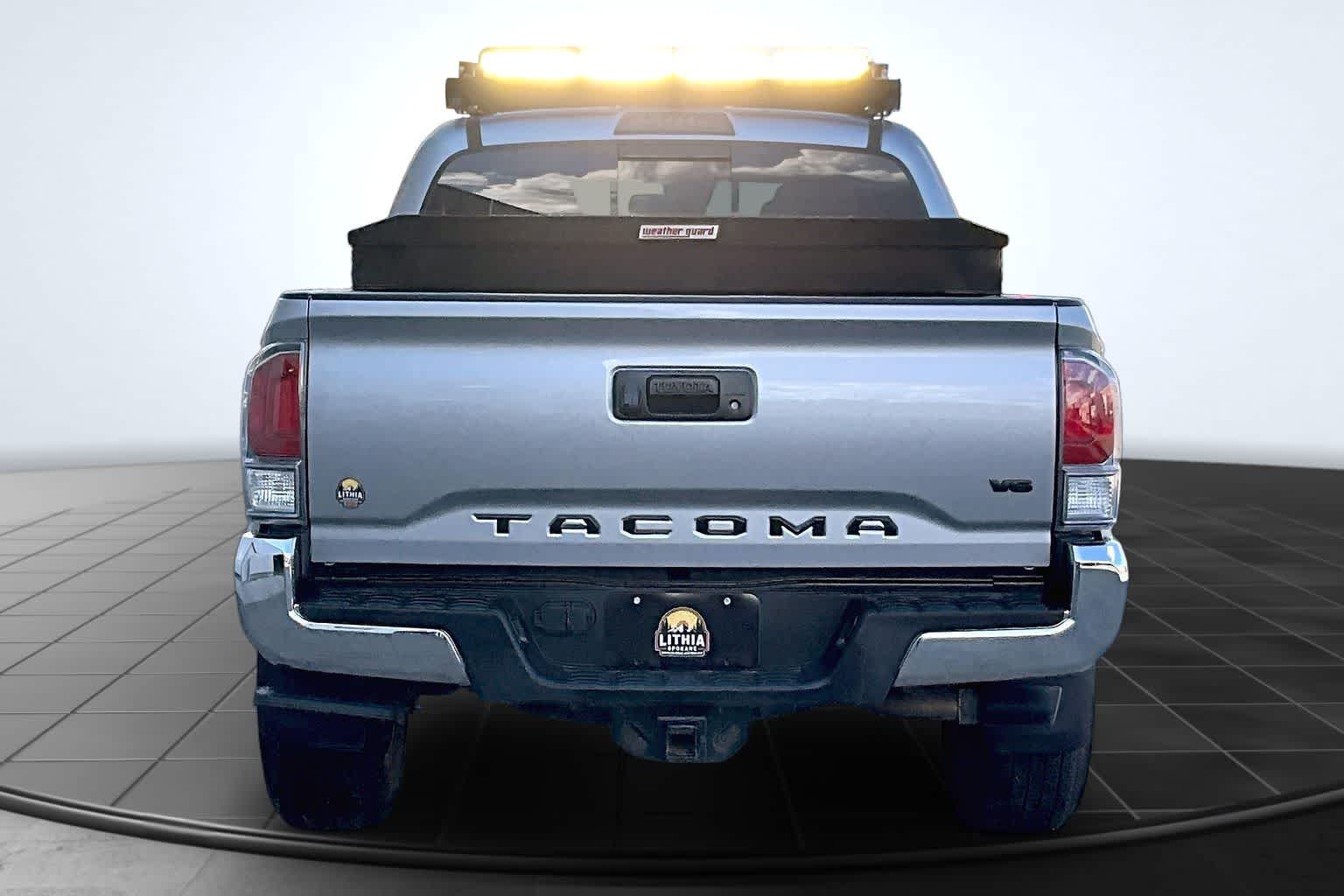 View vehicle photo 5