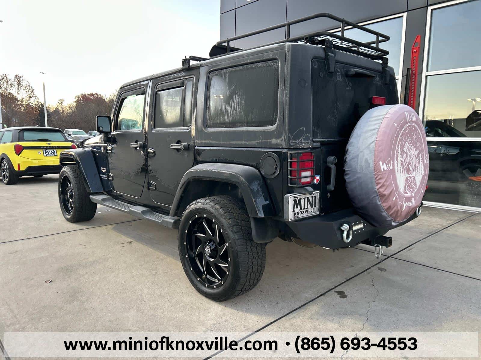 2013 Jeep Wrangler Unlimited Sahara 8