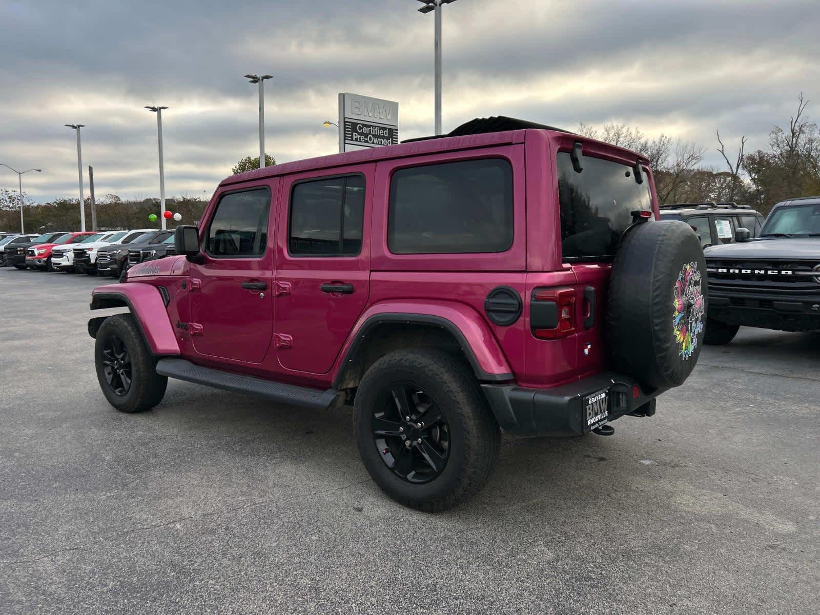 2022 Jeep Wrangler Unlimited Sahara Altitude 5