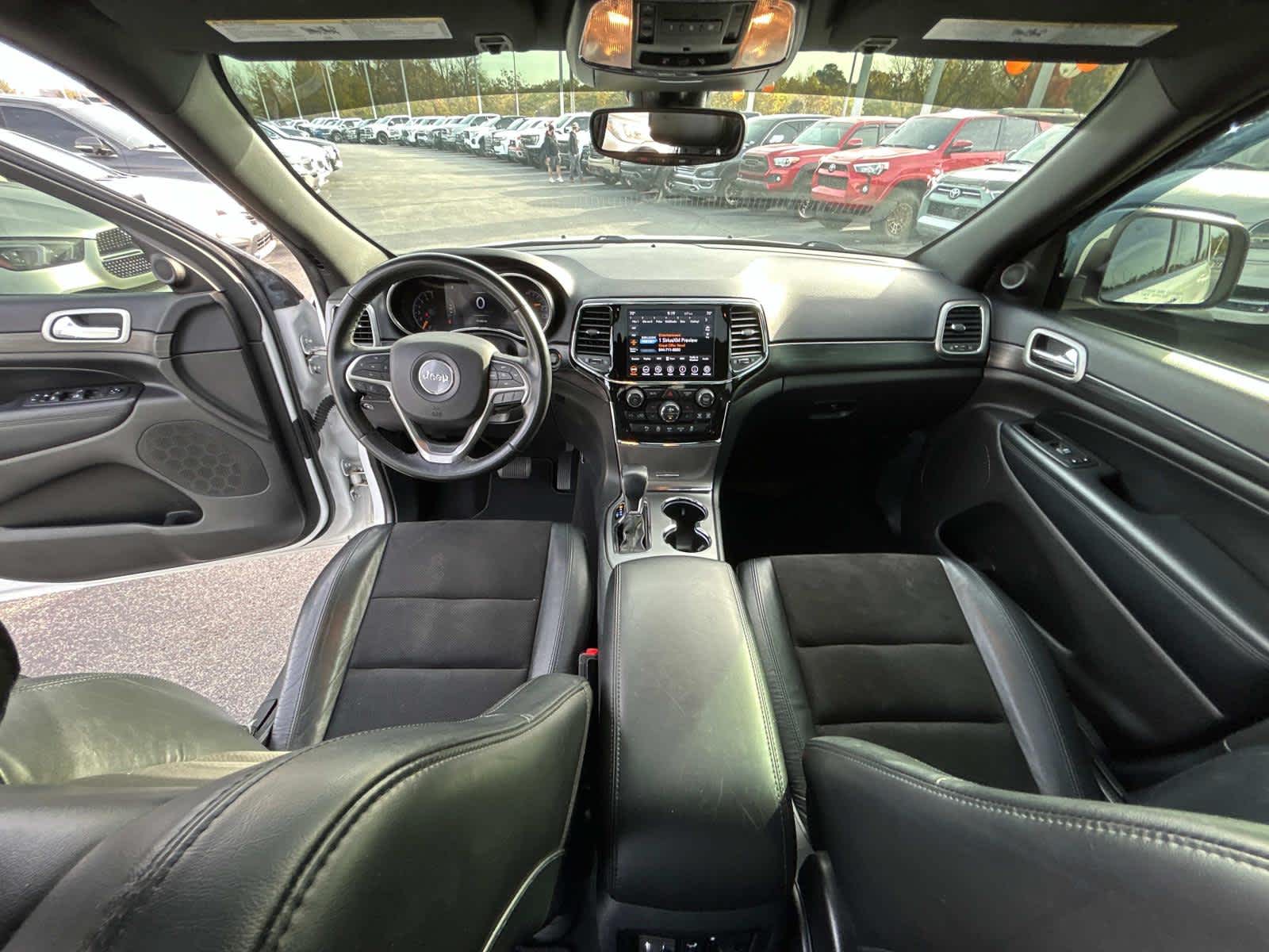 2020 Jeep Grand Cherokee Altitude 14