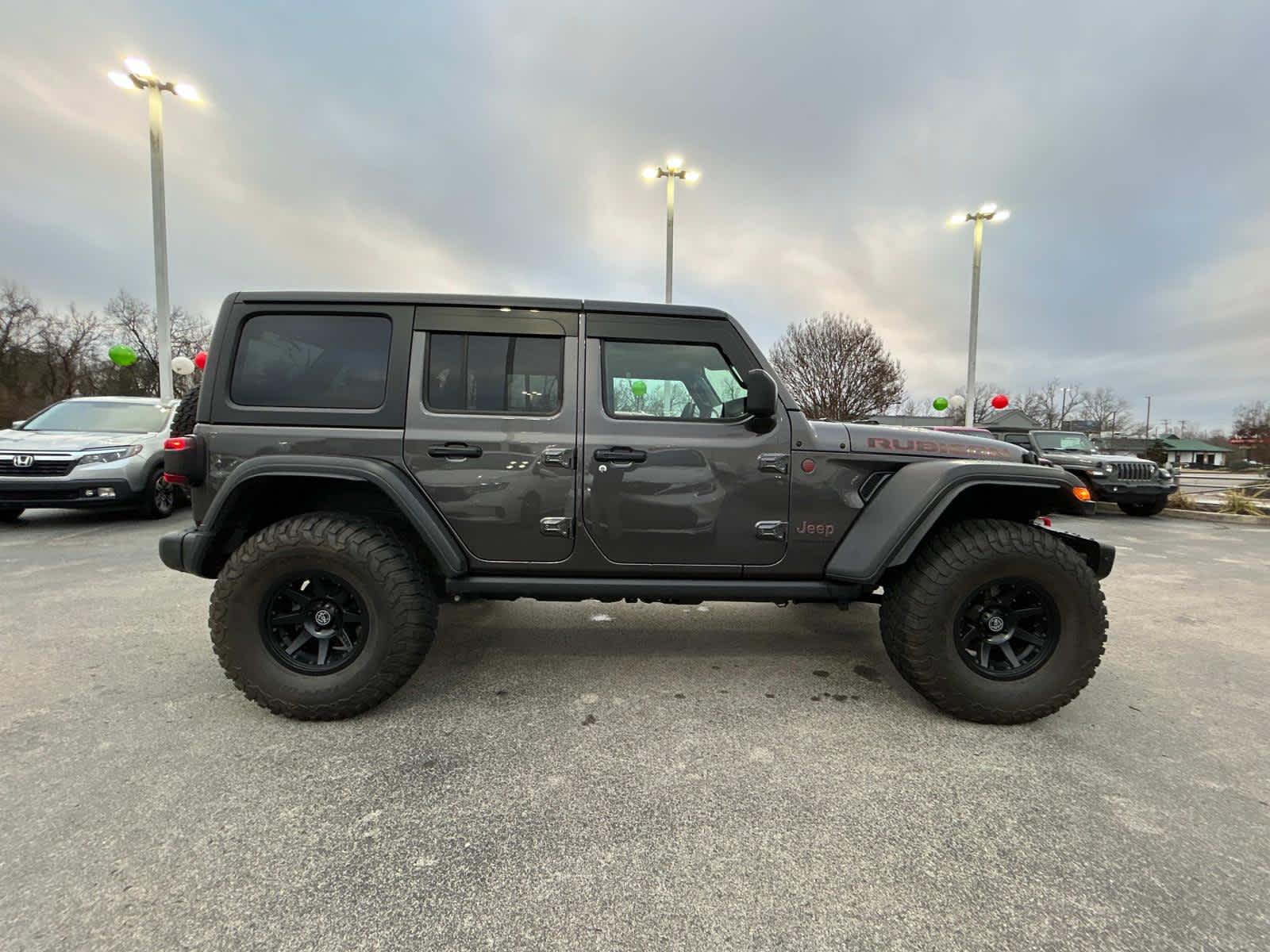 2024 Jeep Wrangler Rubicon 2