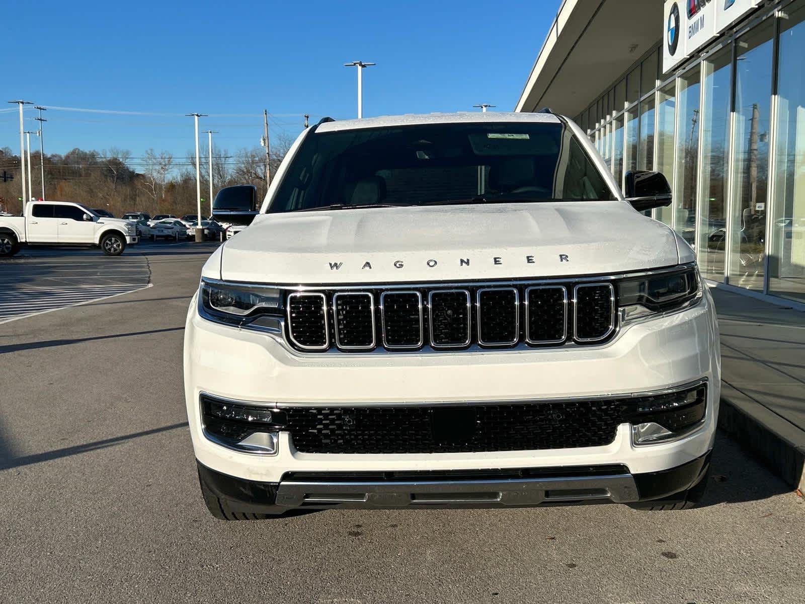 2023 Jeep Wagoneer Series III 8