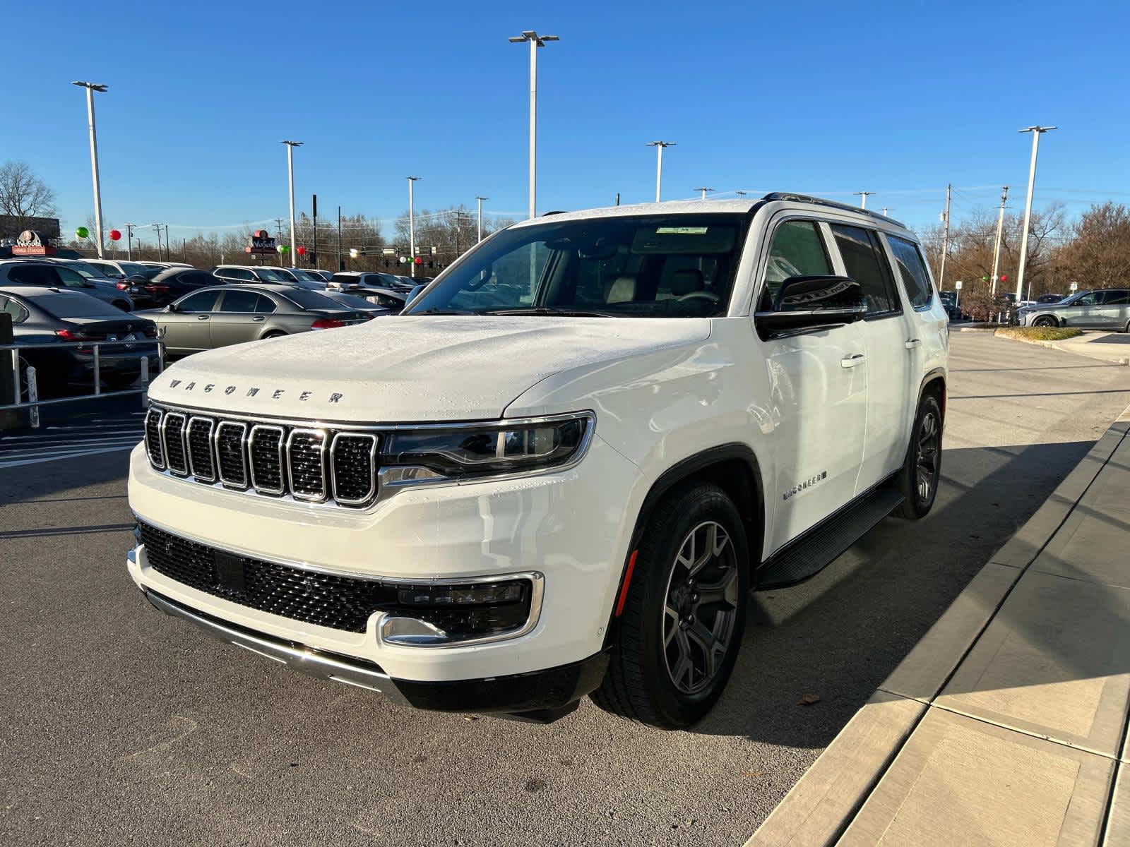 2023 Jeep Wagoneer Series III 7