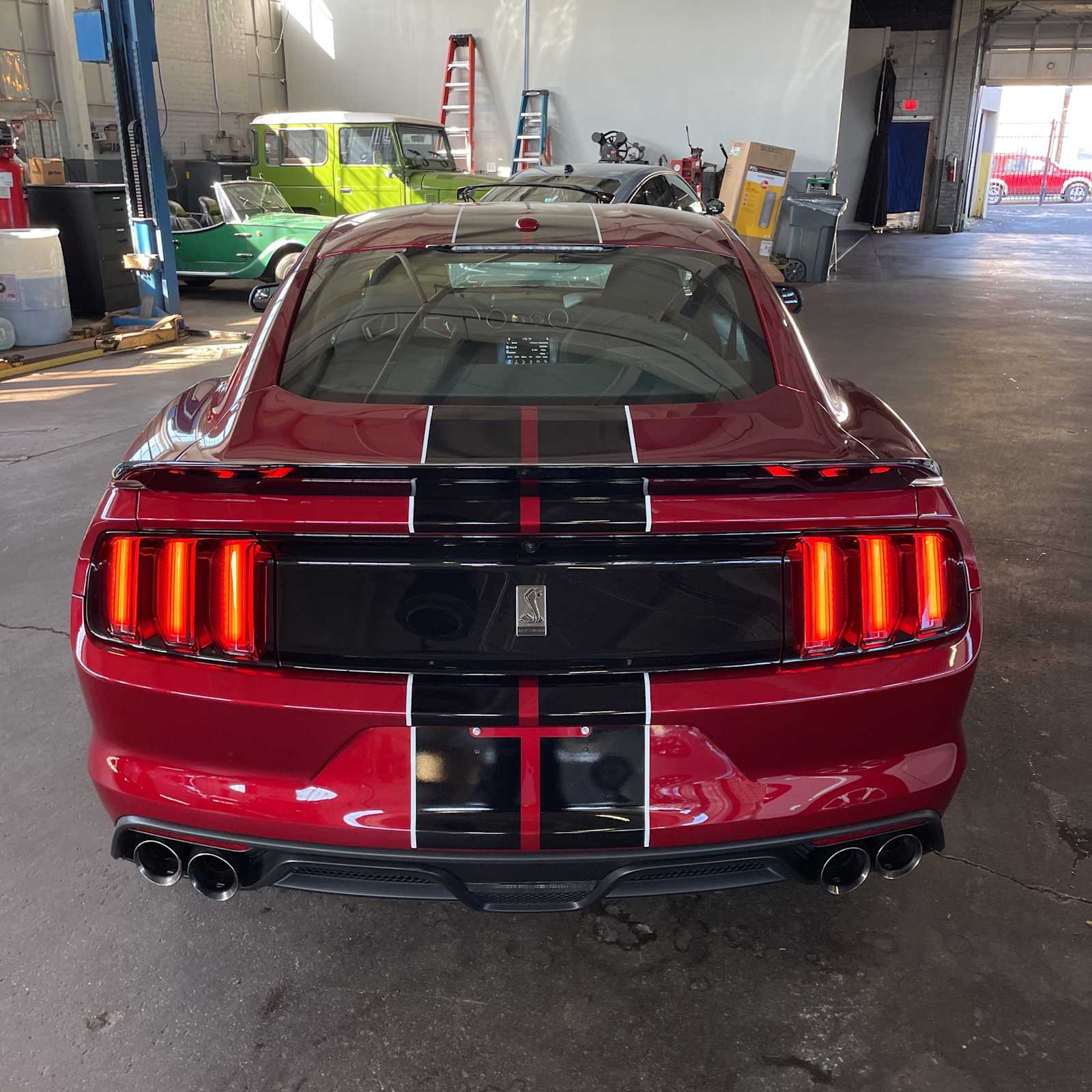 2017 Ford Mustang Shelby GT350 4