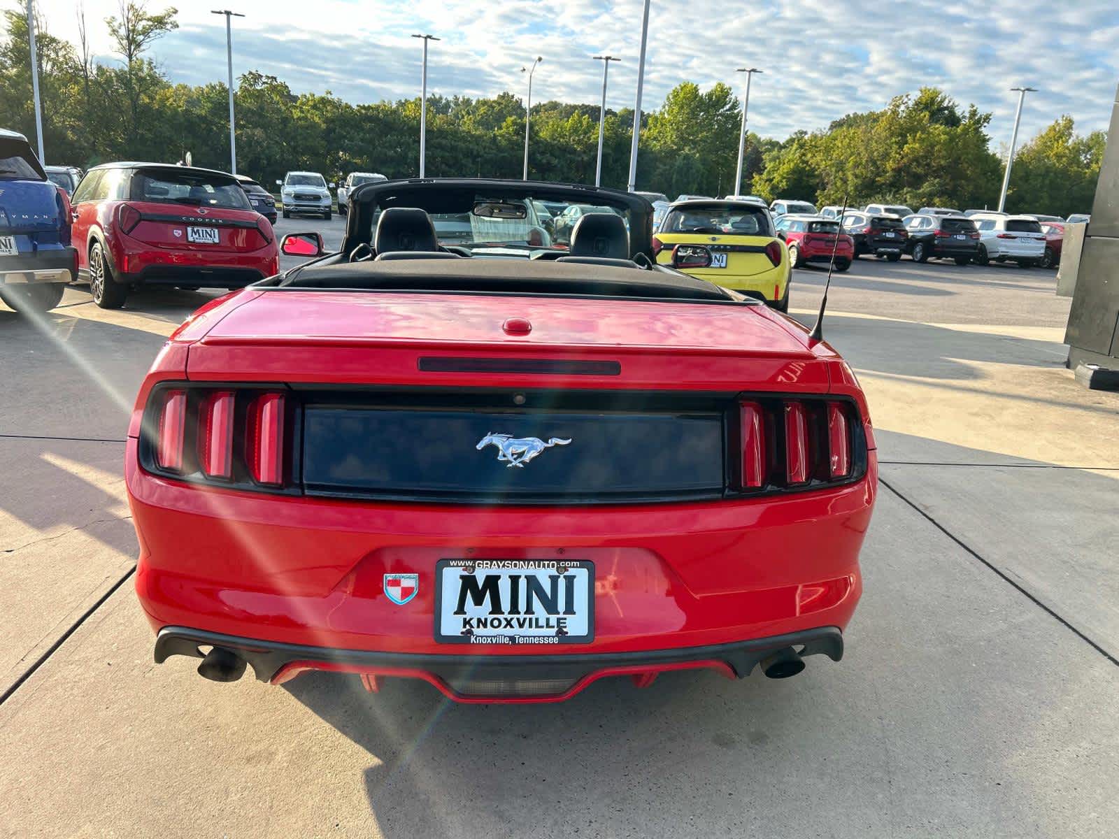 2016 Ford Mustang EcoBoost Premium 8