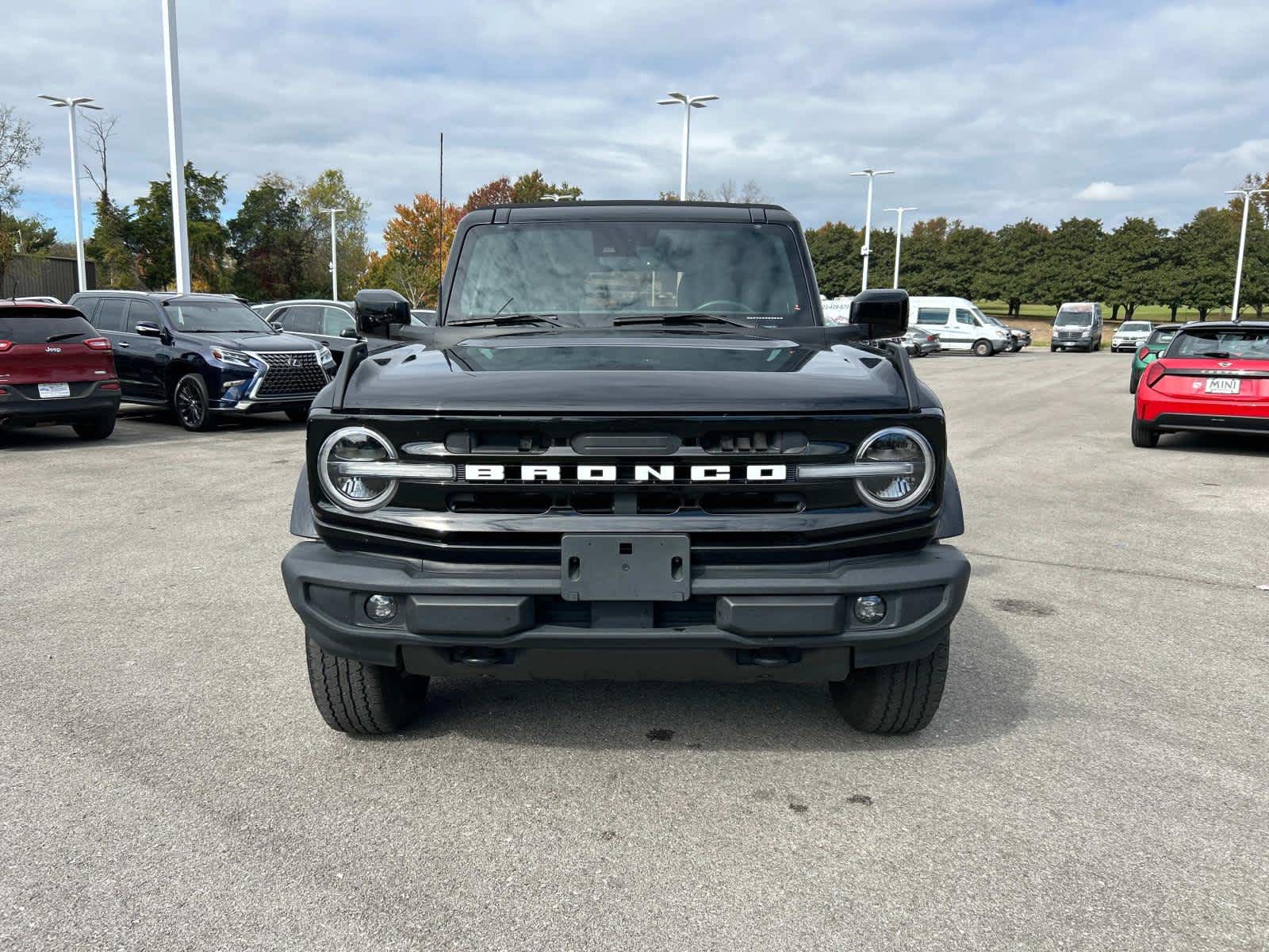 2022 Ford Bronco Outer Banks 8