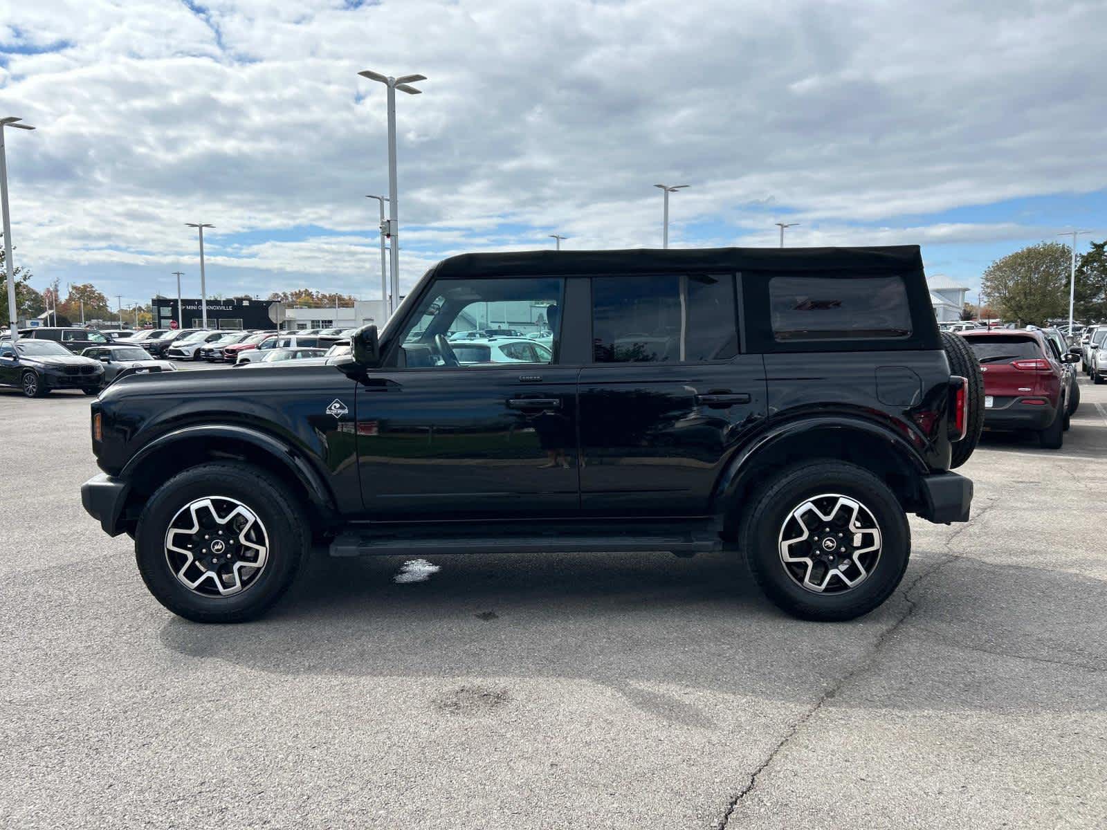 2022 Ford Bronco Outer Banks 6