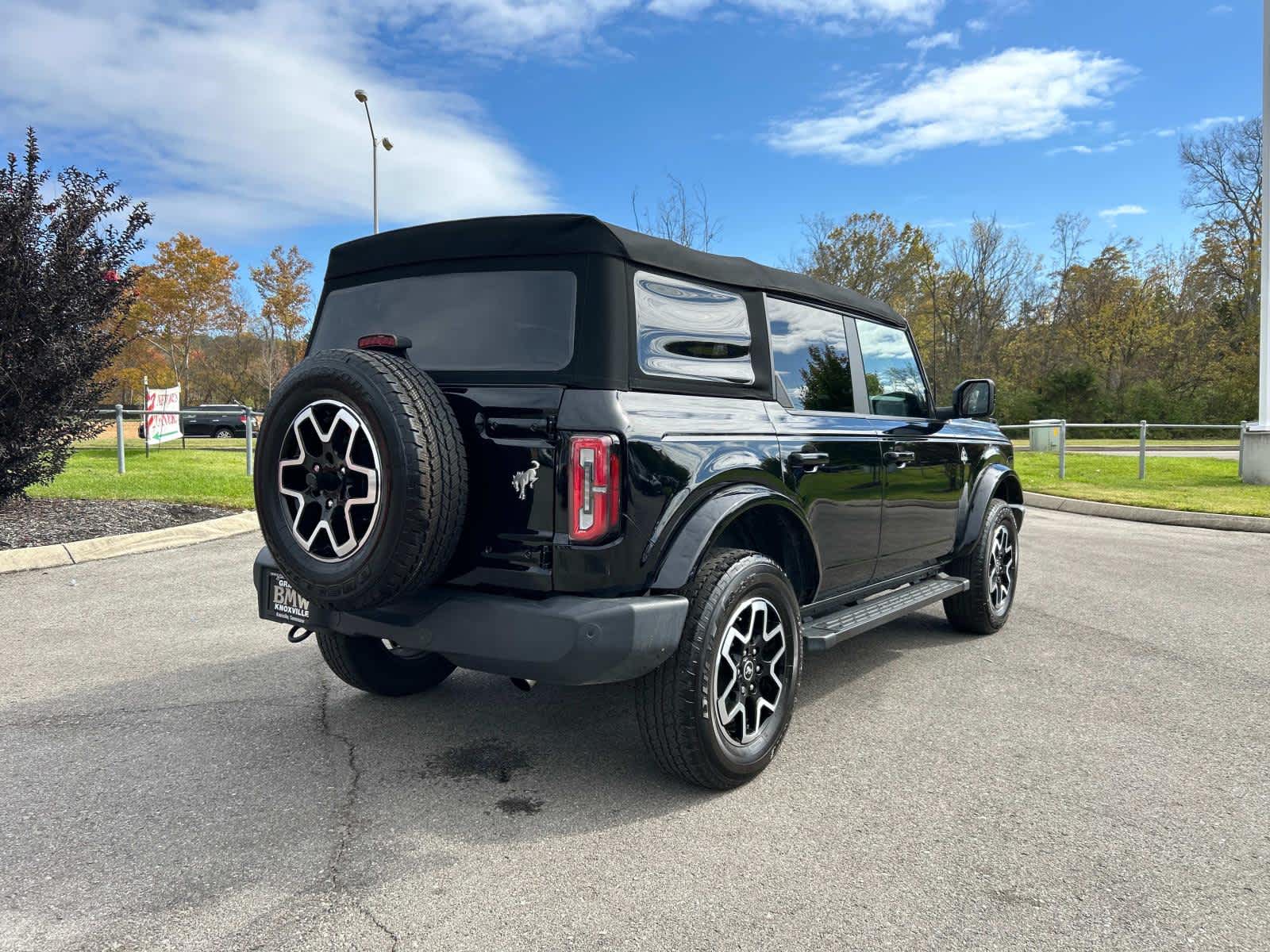 2022 Ford Bronco Outer Banks 3