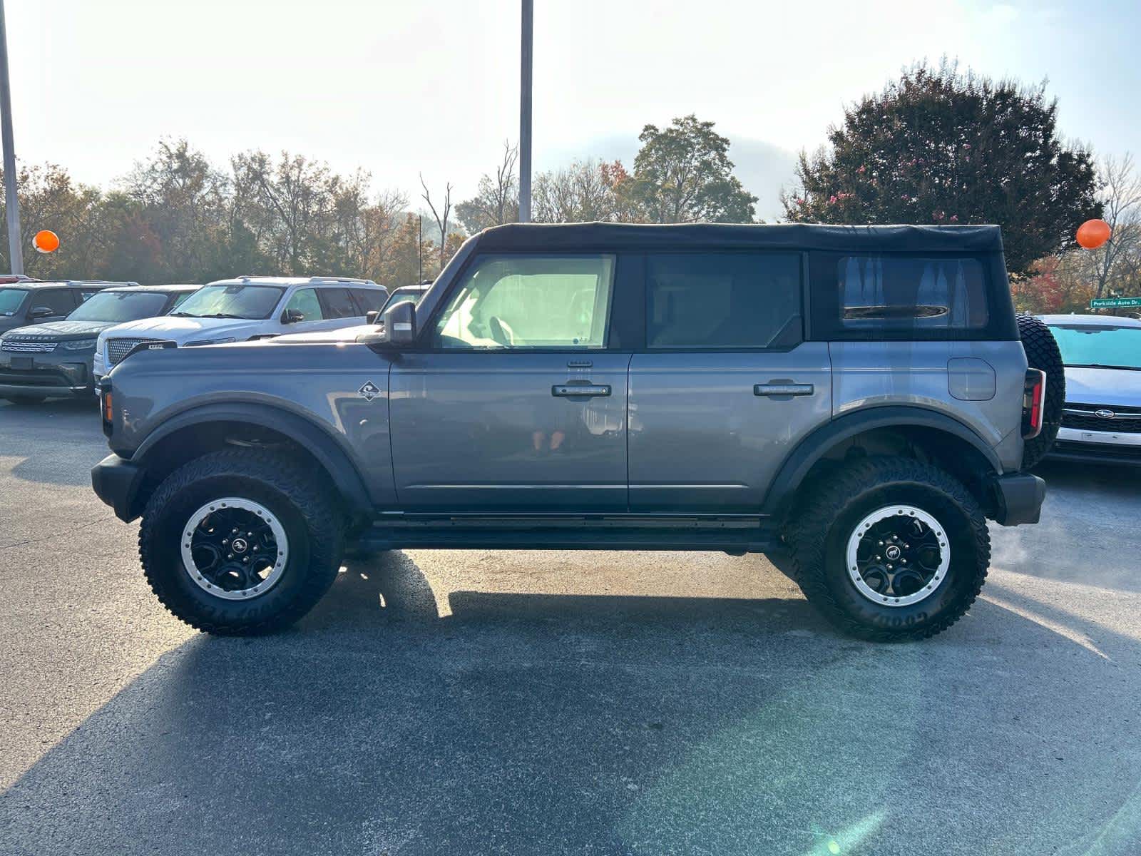 2022 Ford Bronco Outer Banks 6