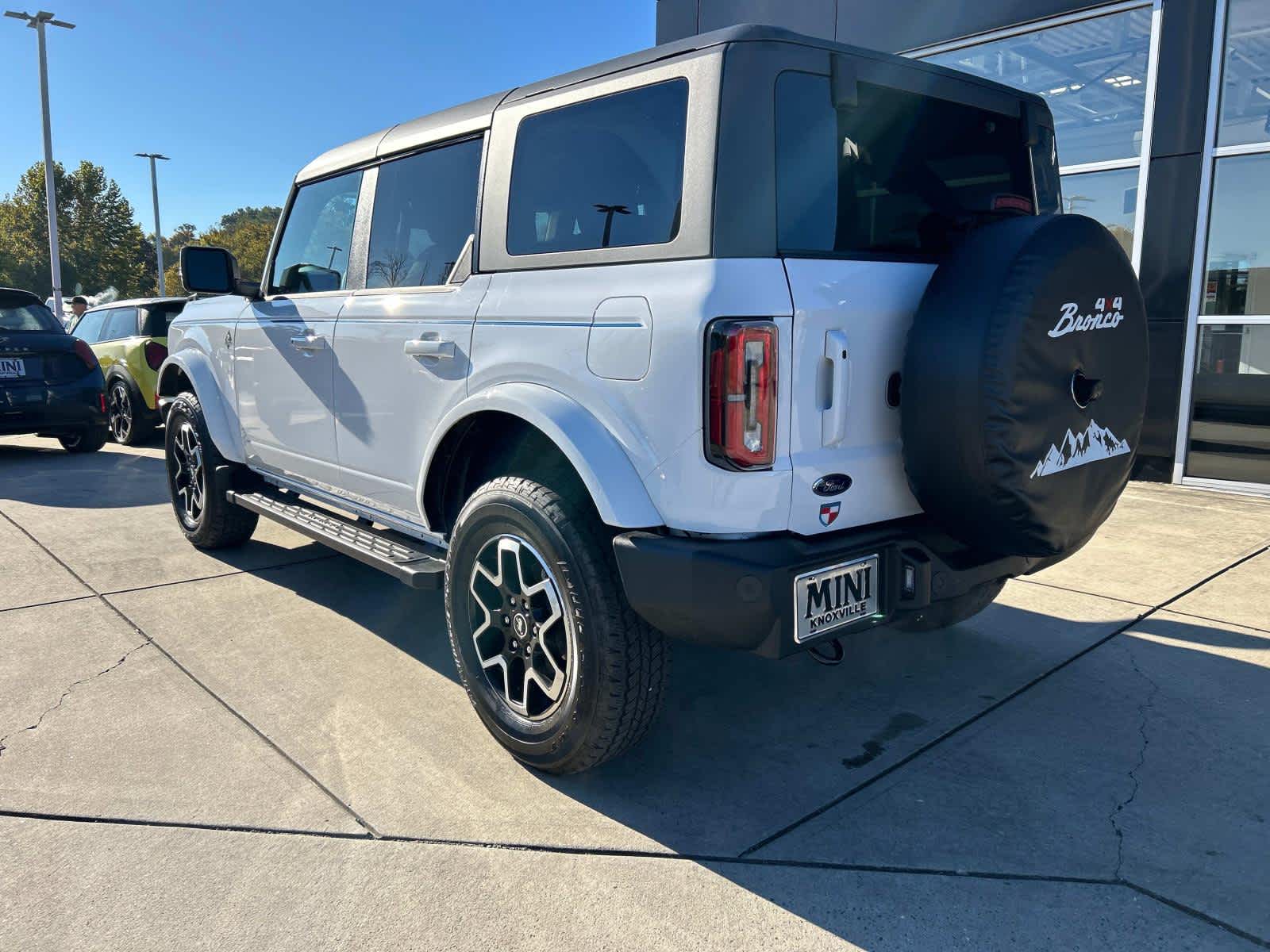 2023 Ford Bronco Outer Banks 8