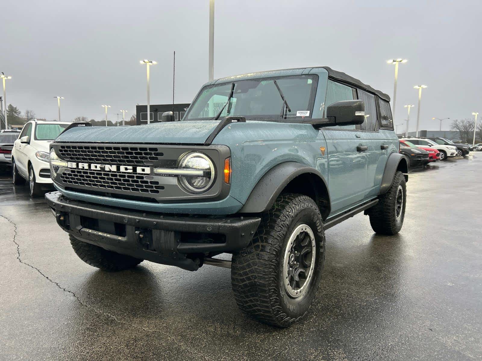 2022 Ford Bronco Badlands 7