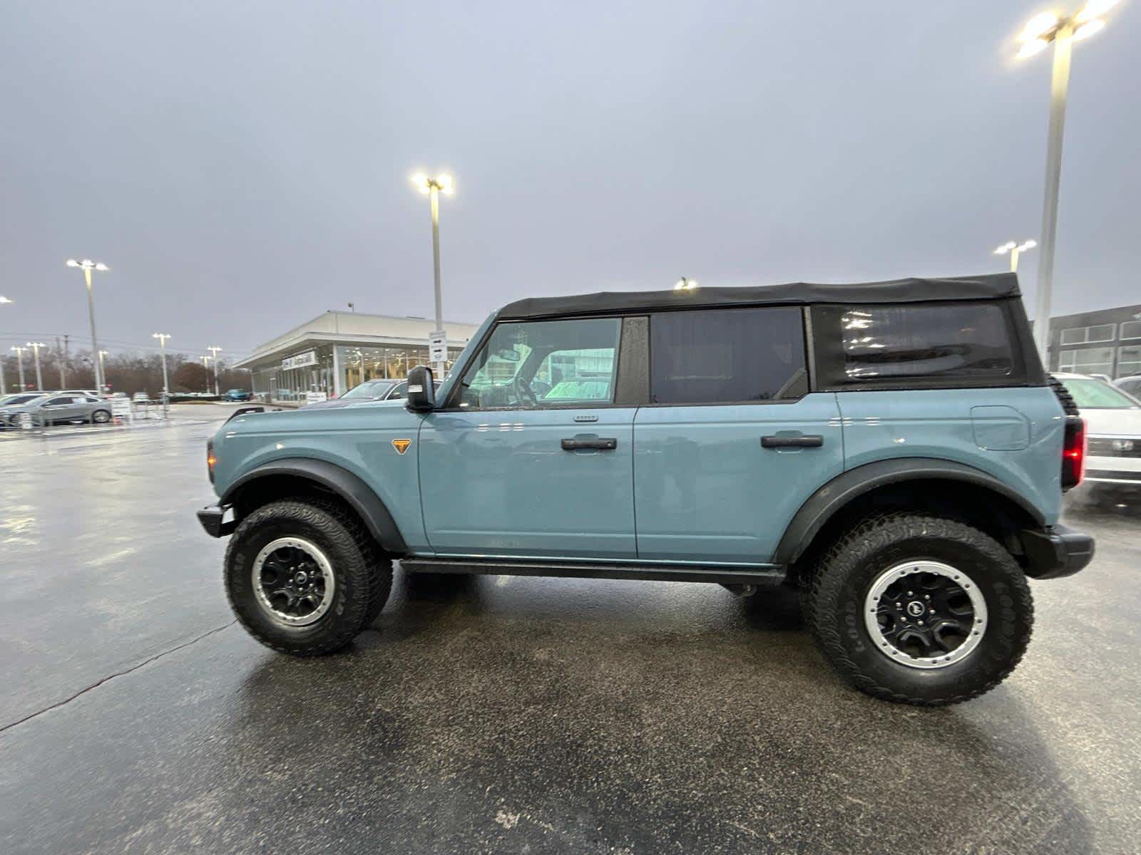 2022 Ford Bronco Badlands 6