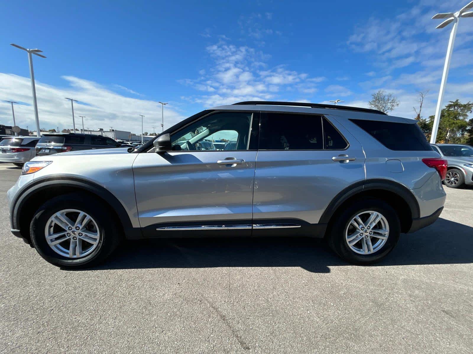 2020 Ford Explorer XLT 6