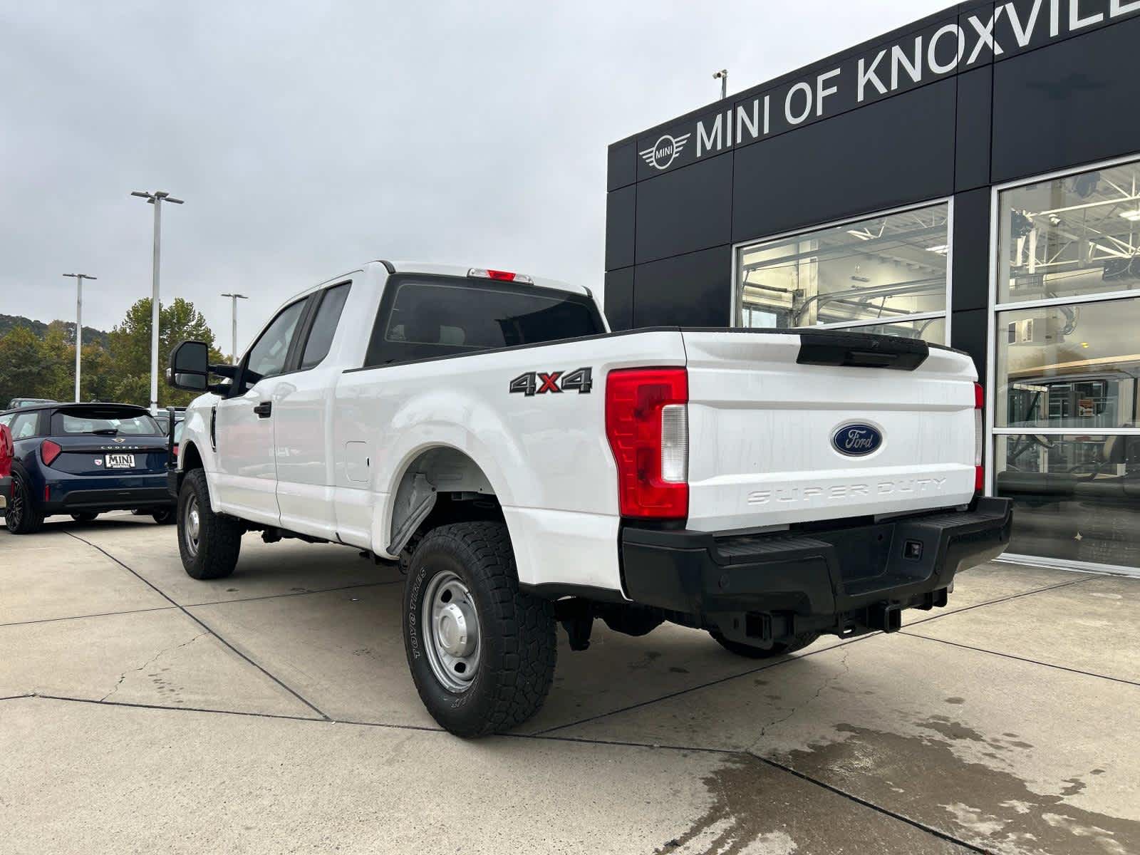 2018 Ford Super Duty F-250 SRW XL 4WD SuperCab 6.75 Box 8