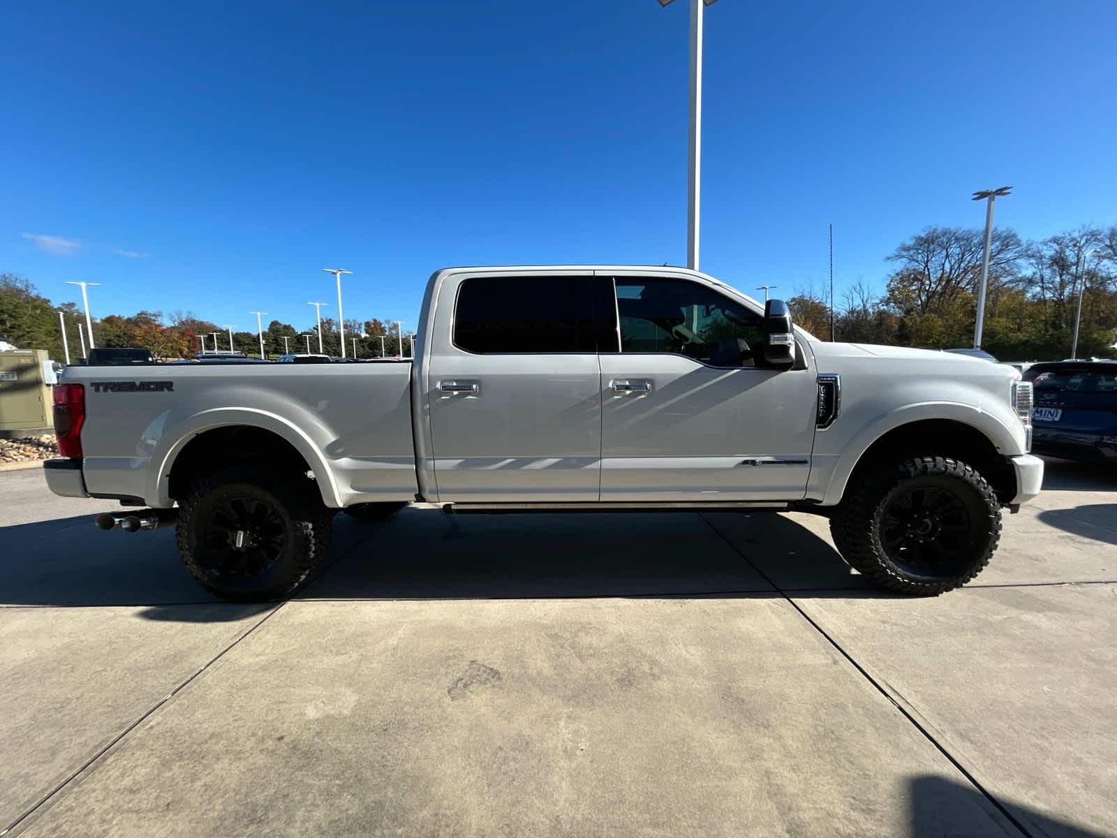 2022 Ford Super Duty F-250 SRW Platinum 4WD Crew Cab 6.75 Box 5