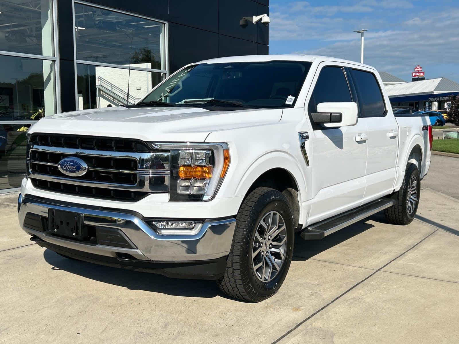 2022 Ford F-150 LARIAT 4WD SuperCrew 5.5 Box 2