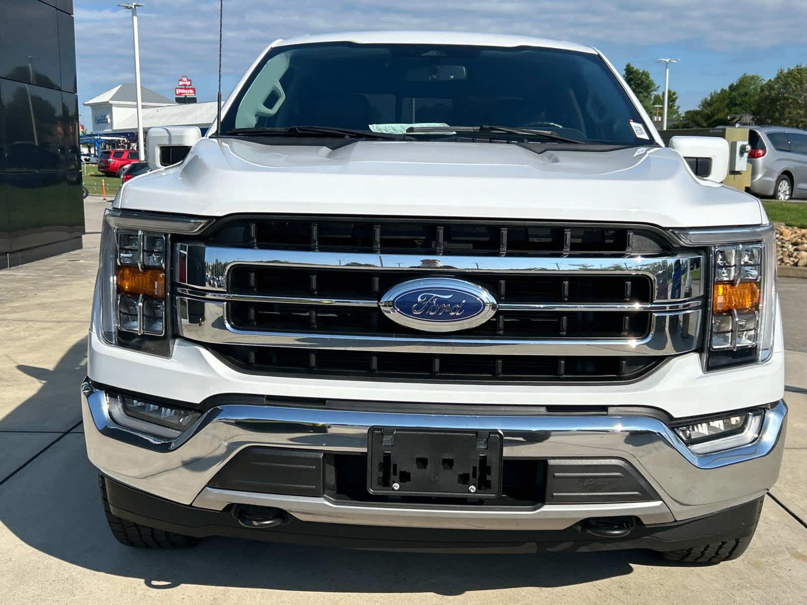 2022 Ford F-150 LARIAT 4WD SuperCrew 5.5 Box 3