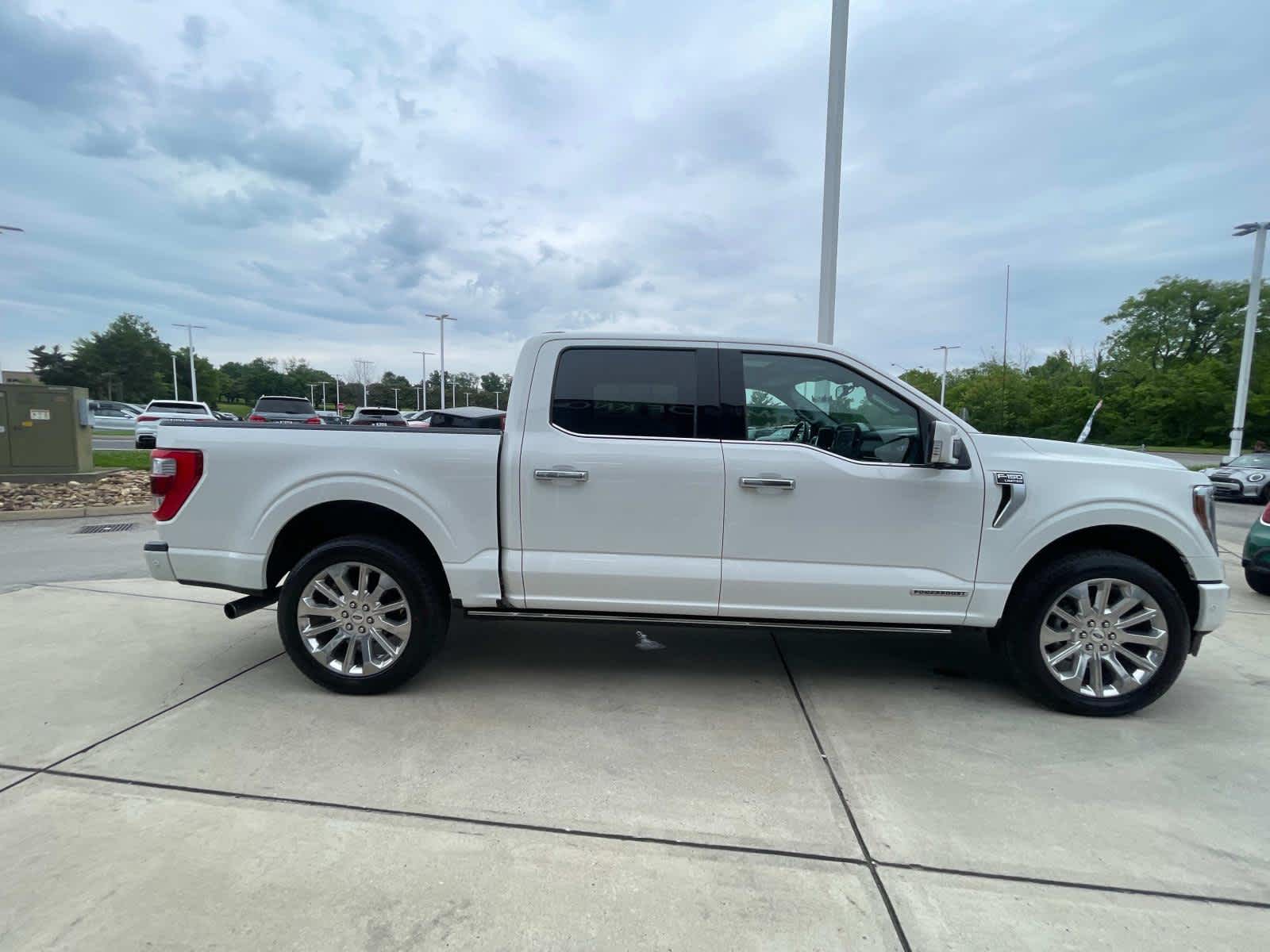 2021 Ford F-150 Limited 4WD SuperCrew 5.5 Box 2