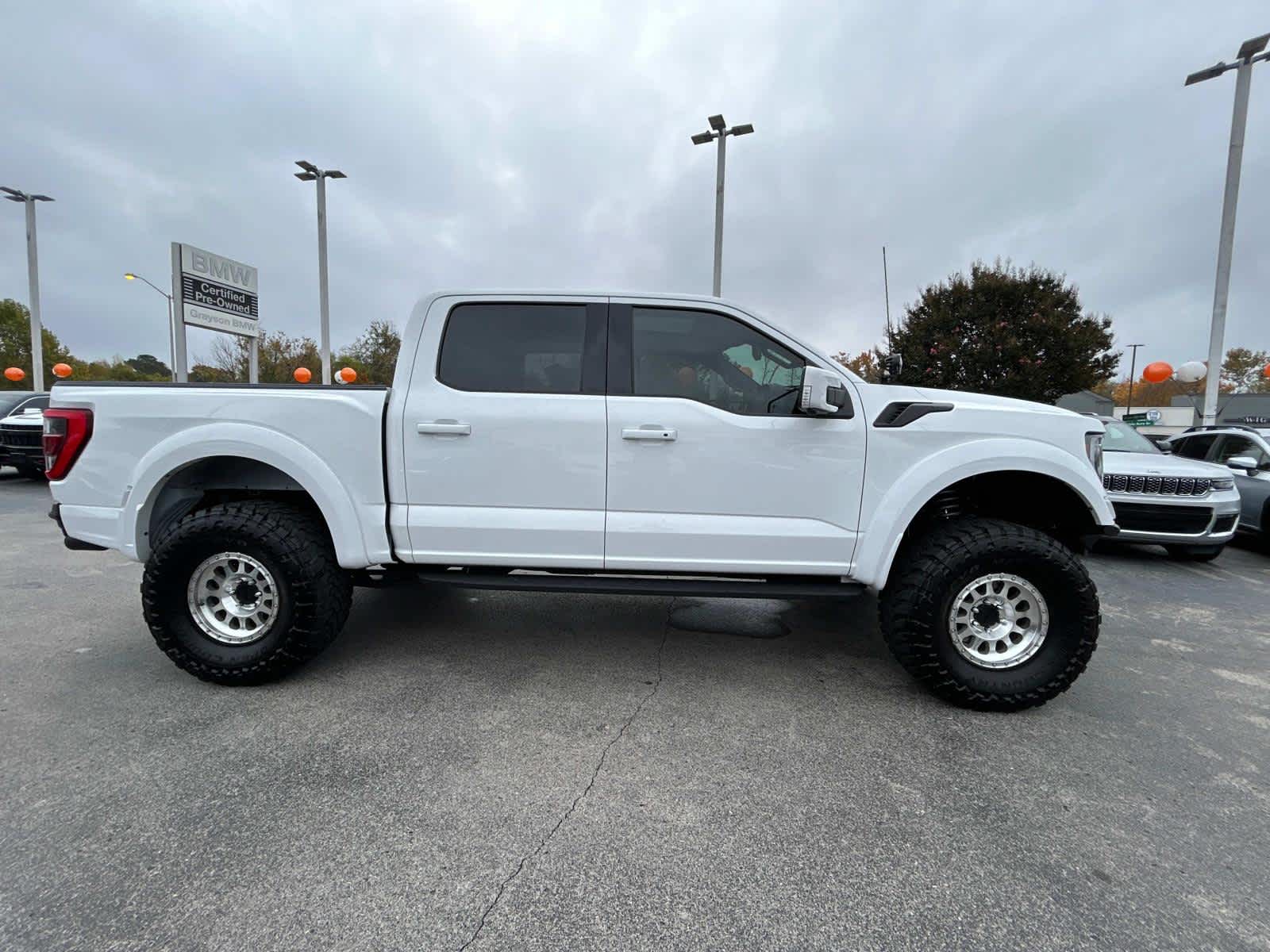 2023 Ford F-150 Raptor 4WD SuperCrew 5.5 Box 2