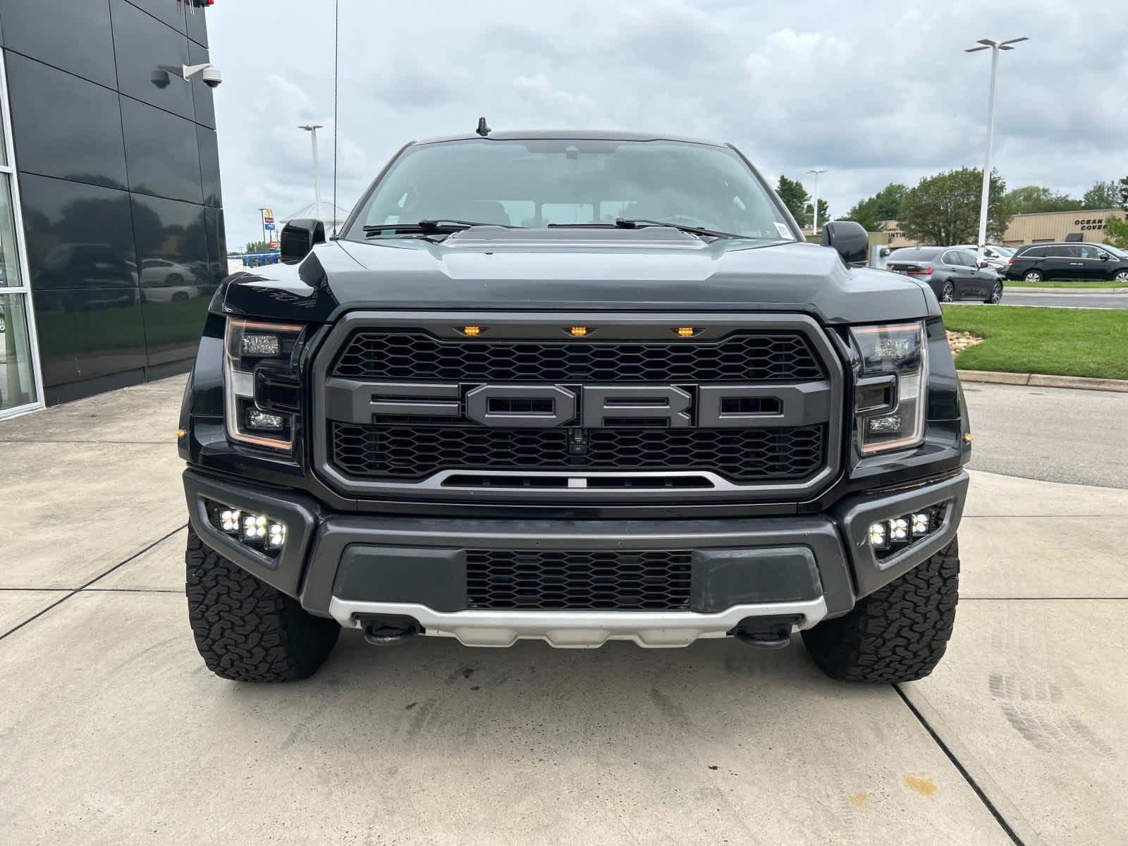 2019 Ford F-150 Raptor 4WD SuperCrew 5.5 Box 3