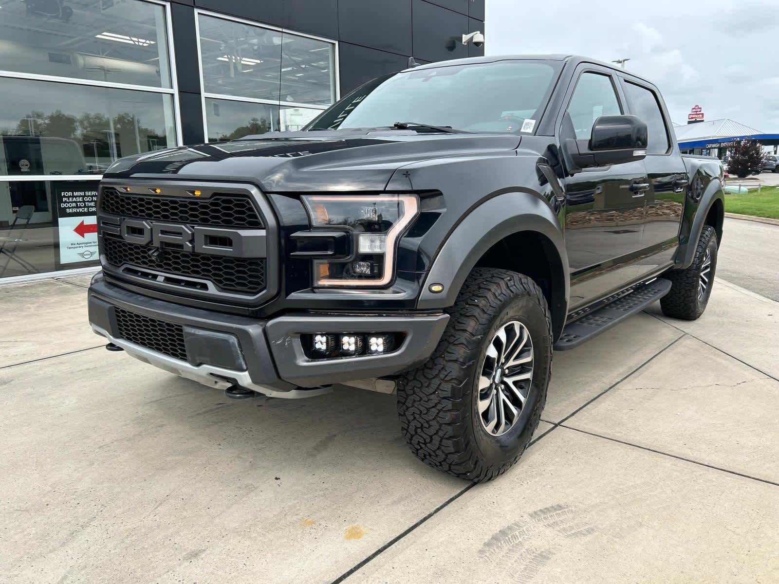 2019 Ford F-150 Raptor 4WD SuperCrew 5.5 Box 2