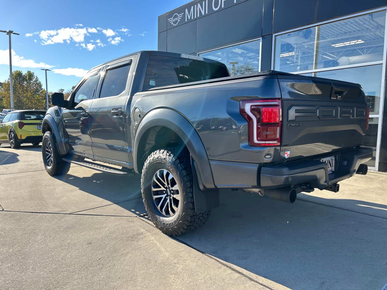 2019 Ford F-150 Raptor 4WD SuperCrew 5.5 Box 8