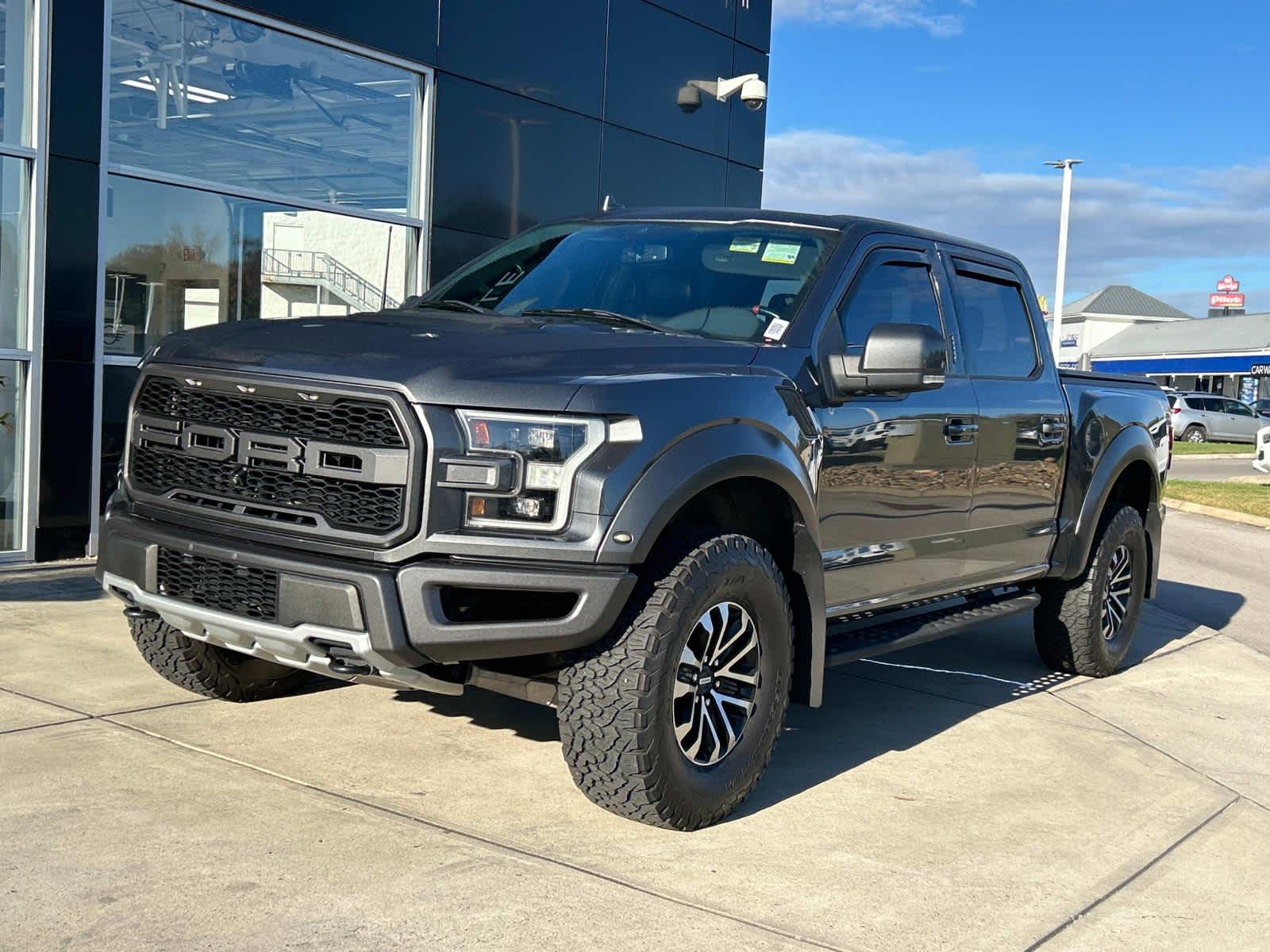 2019 Ford F-150 Raptor 4WD SuperCrew 5.5 Box 2