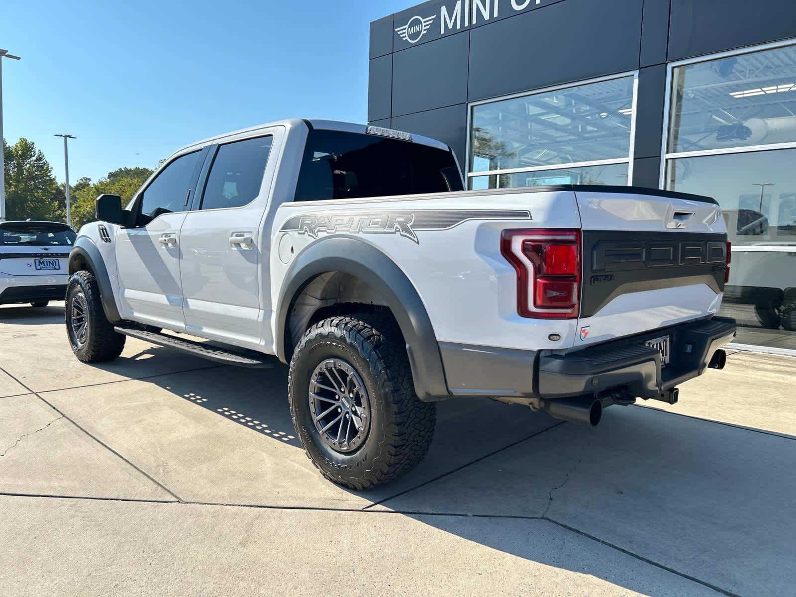 2019 Ford F-150 Raptor 4WD SuperCrew 5.5 Box 8