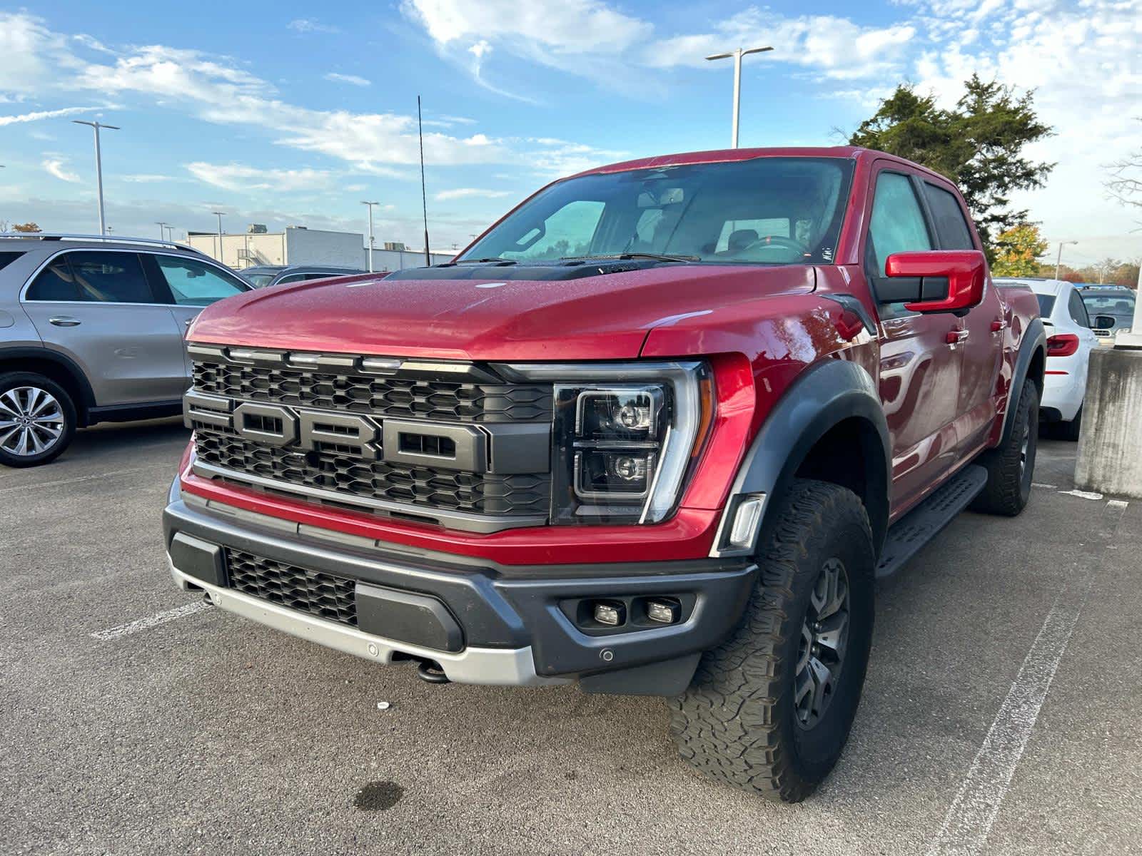 2023 Ford F-150 Raptor 4WD SuperCrew 5.5 Box 2