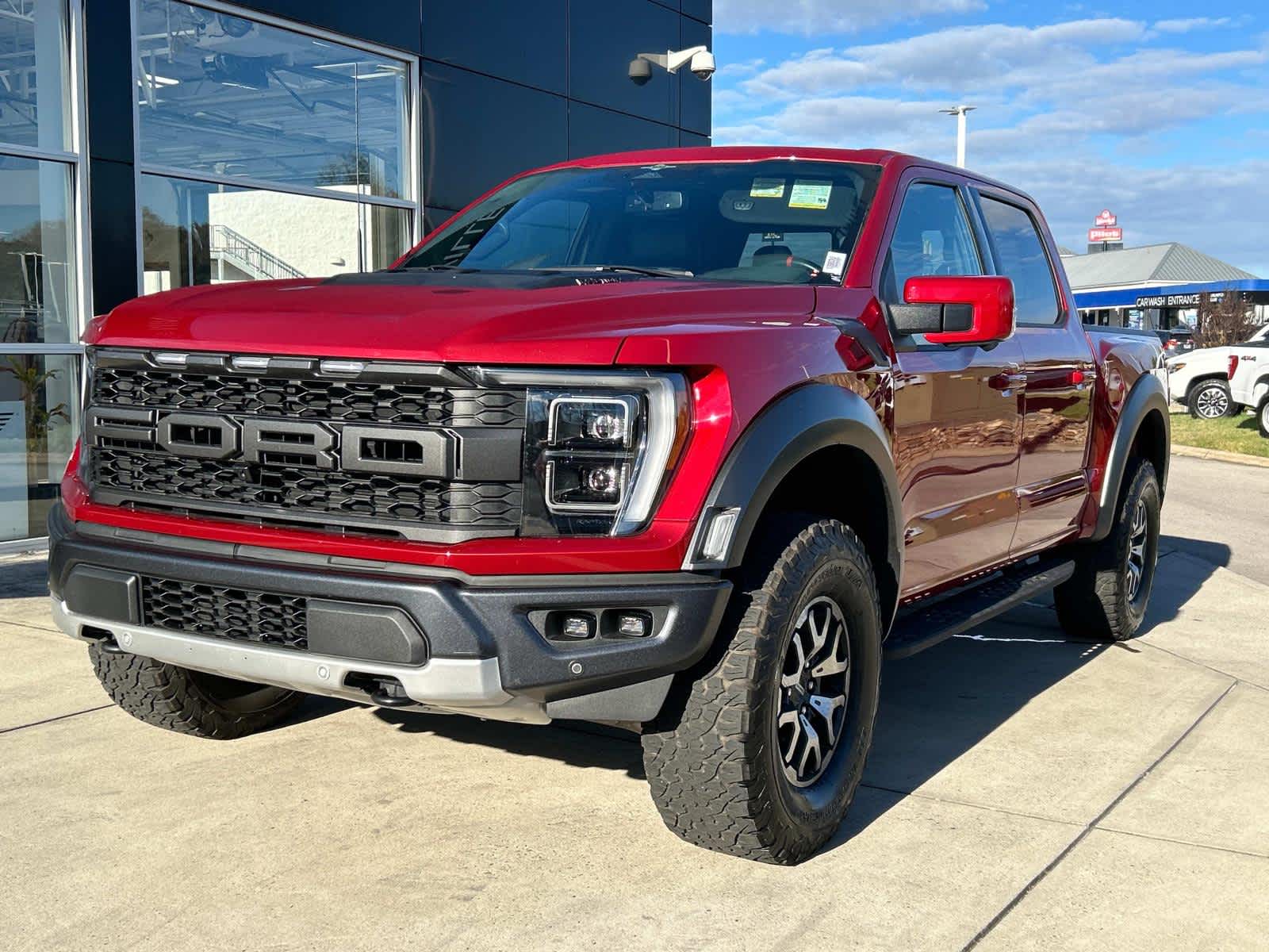 2023 Ford F-150 Raptor 4WD SuperCrew 5.5 Box 2