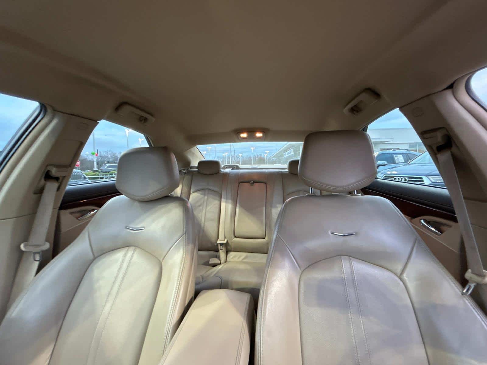 2010 Cadillac CTS Luxury 12