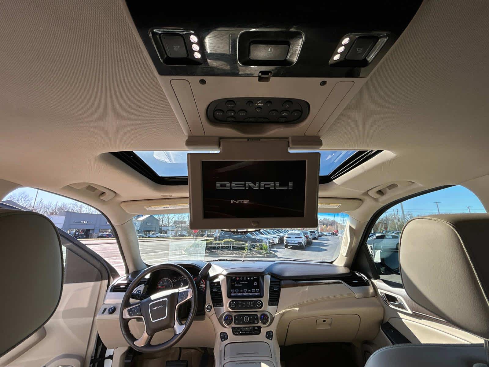 2016 GMC Yukon Denali 15