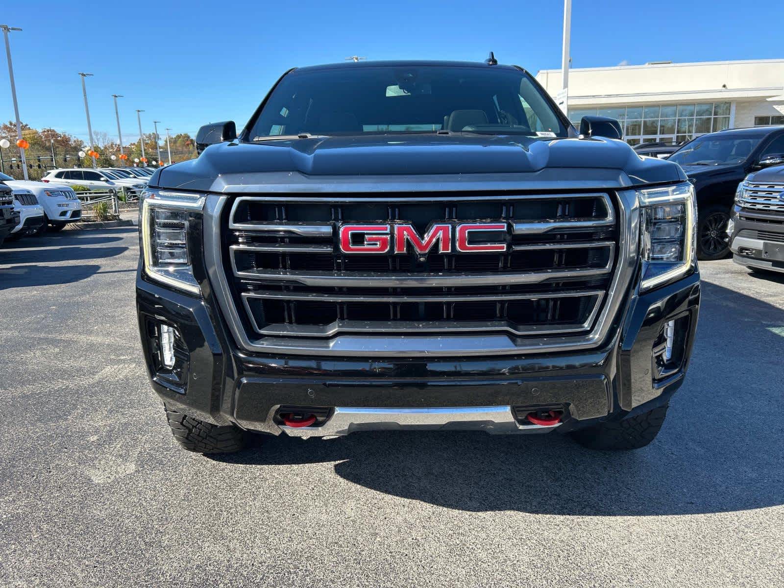 2021 GMC Yukon AT4 8