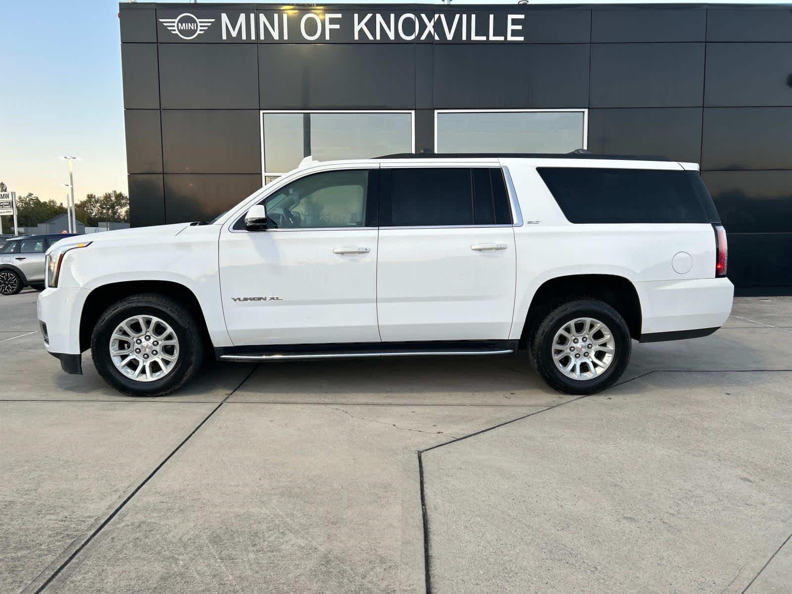 2019 GMC Yukon XL SLT 1