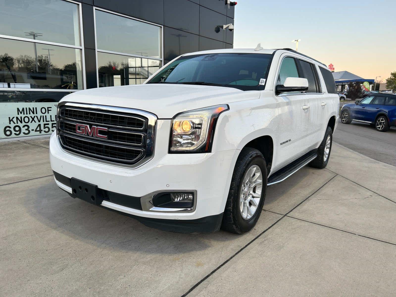 2019 GMC Yukon XL SLT 2