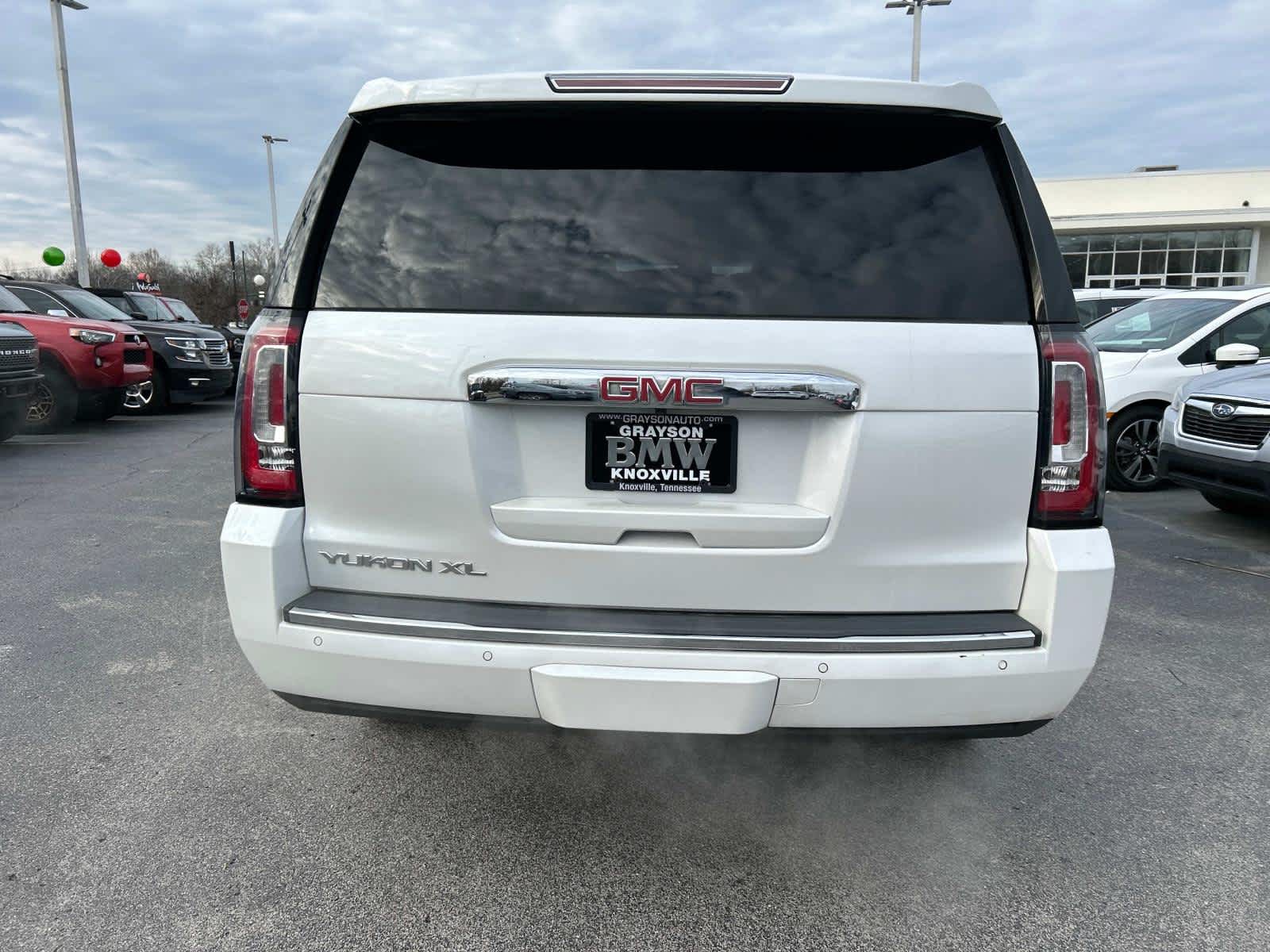 2019 GMC Yukon XL Denali 4