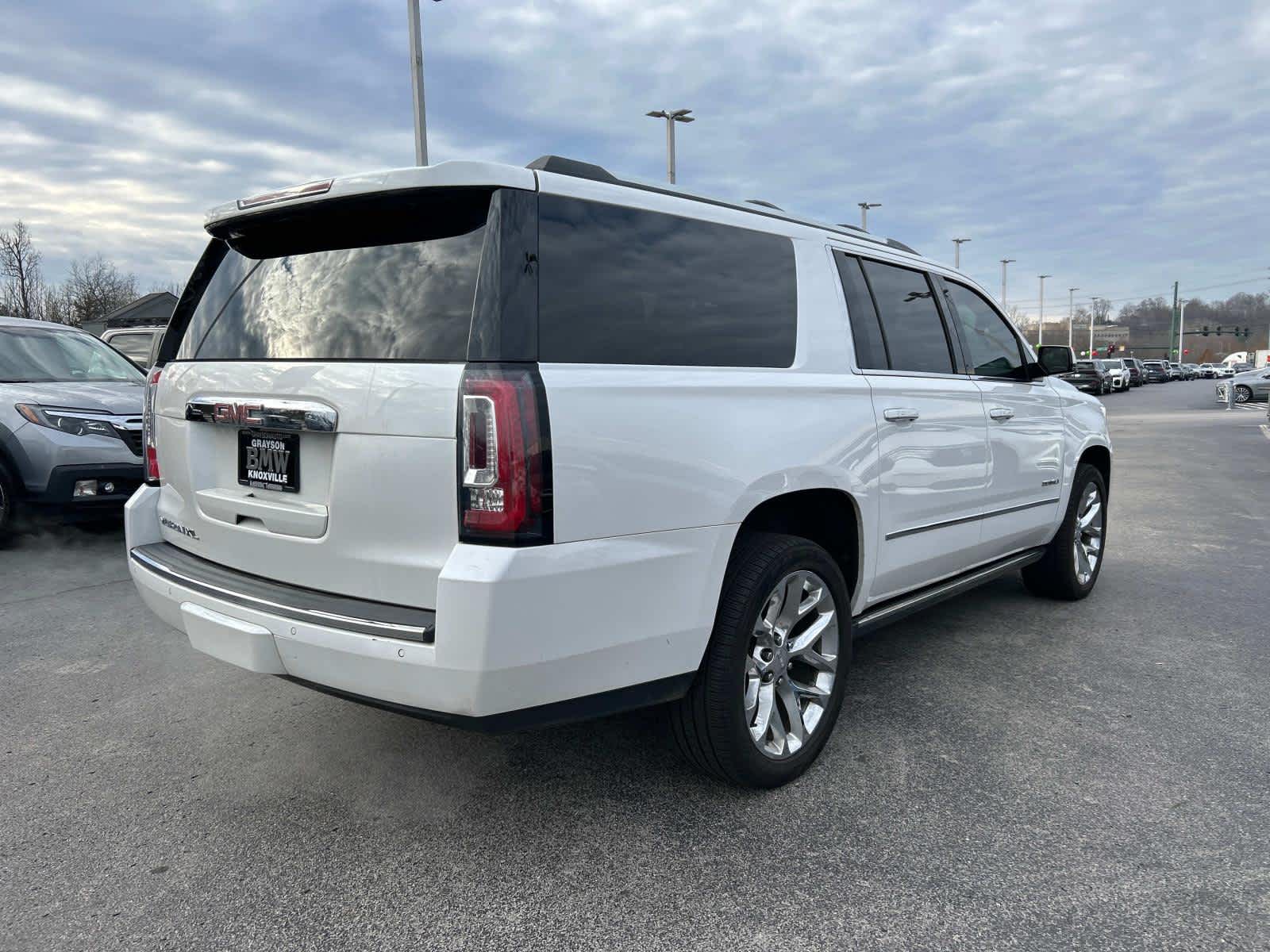 2019 GMC Yukon XL Denali 3