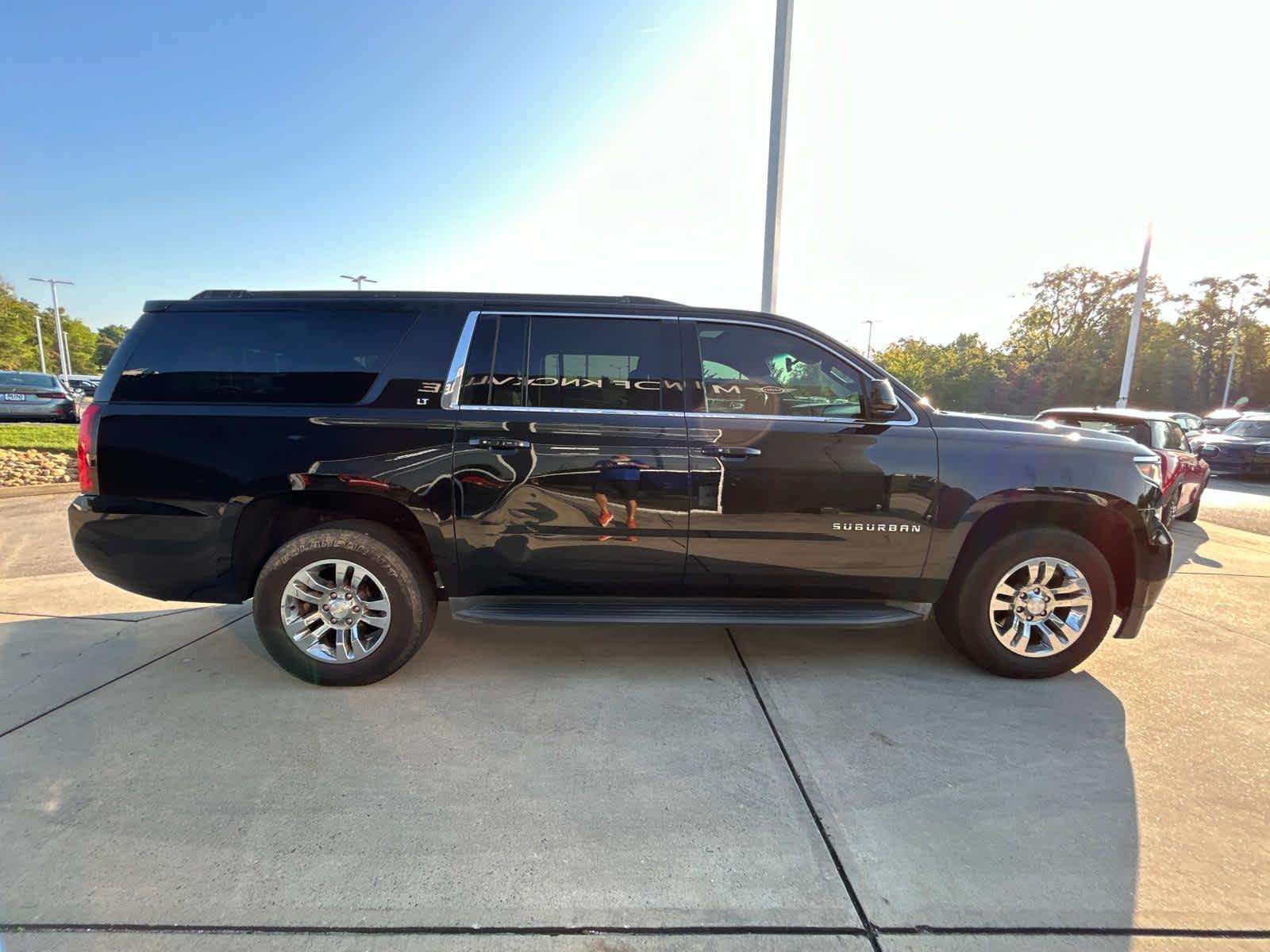 2016 Chevrolet Suburban LT 5